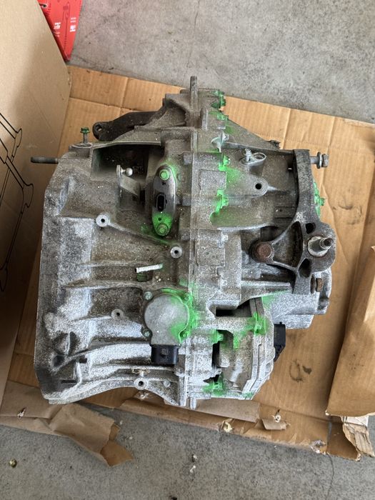 Cutie viteze Renault DC4 006