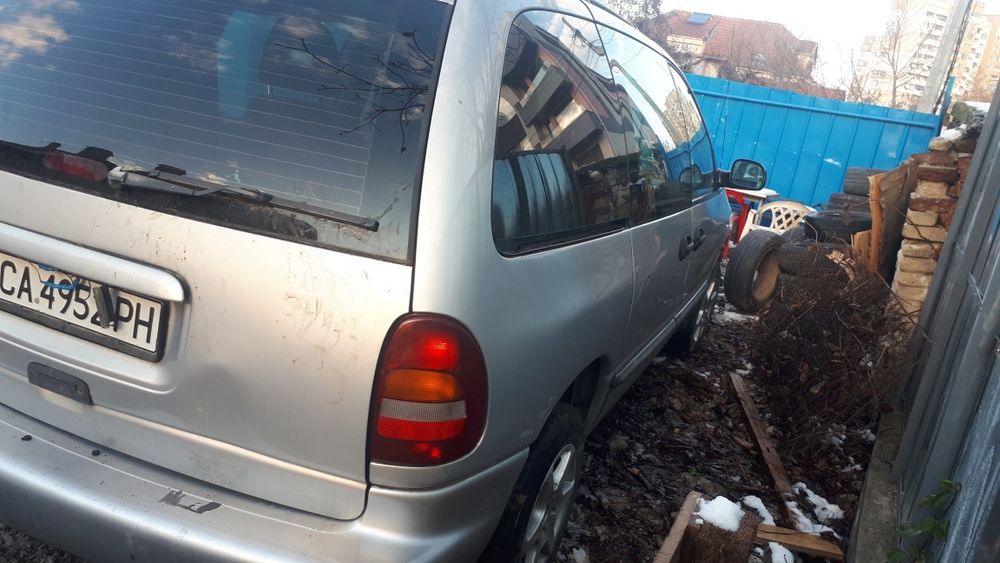 Chrysler Voyager на части