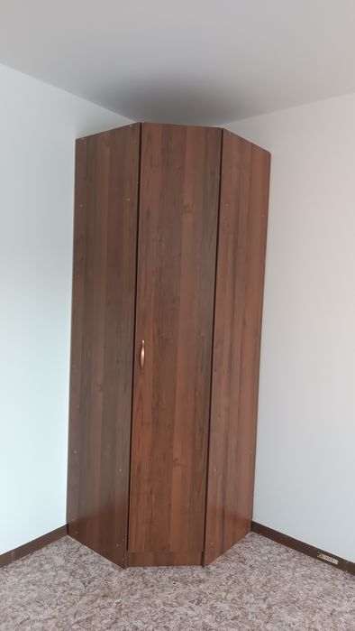 Продам шкафы Не дорого