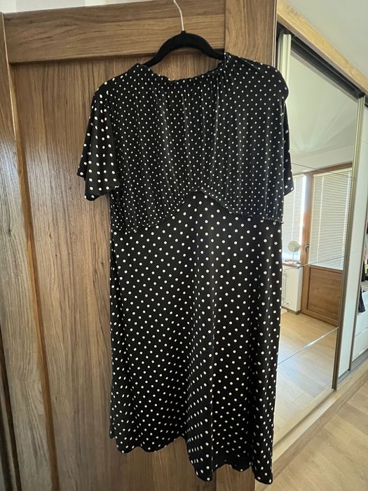 Дамска рокля нова без етикет