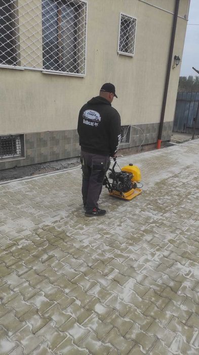 Строителни услуги, ограждане, фундаменти, полагане на паваж,ремонти