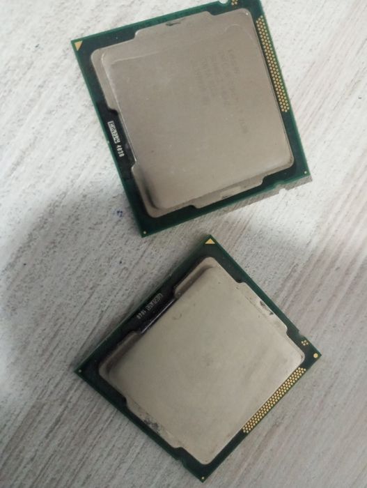 Продаю коробку коплектуюших.