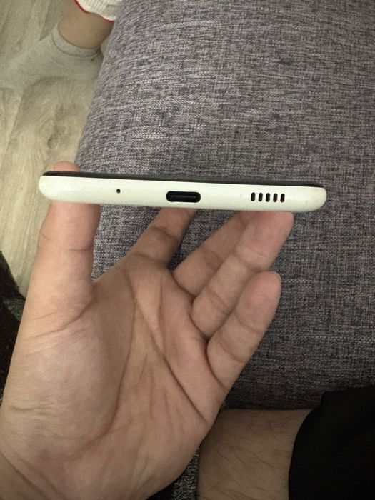 продам самсунг А11