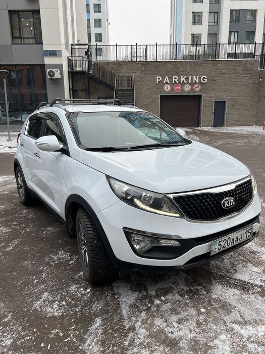 КИА спортейдж 2015 года