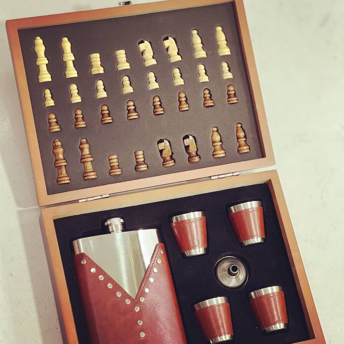 Подарок для мужчины Зажигалка шахматы, zajigalka+ shaxmat