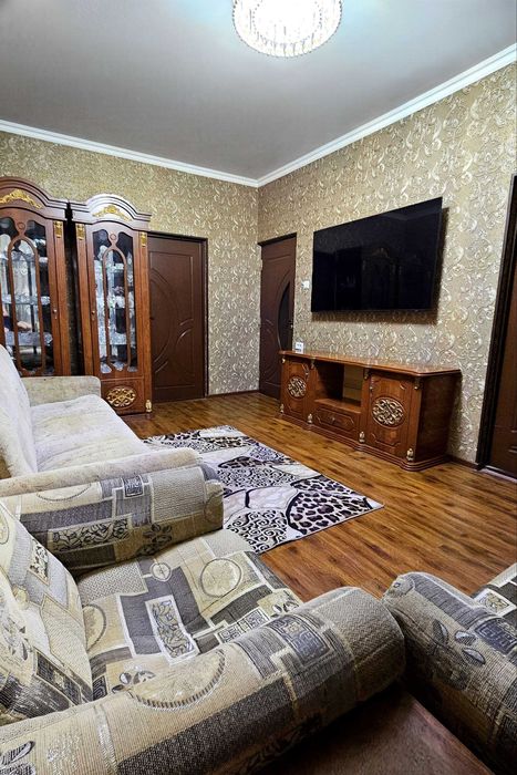 Срочная продажа 2/3/5 Продаётся полноценная 2-комнатная квартира. •