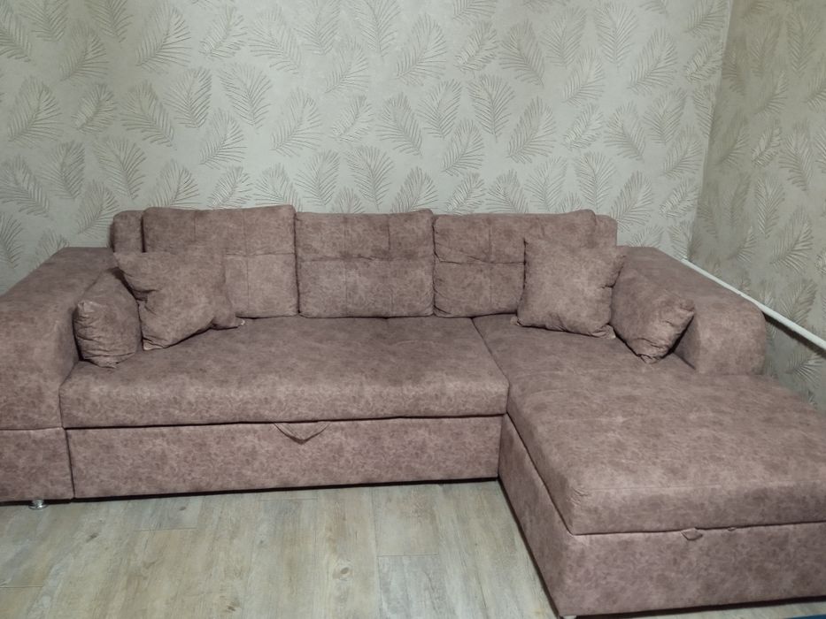 Продается угловой диван
