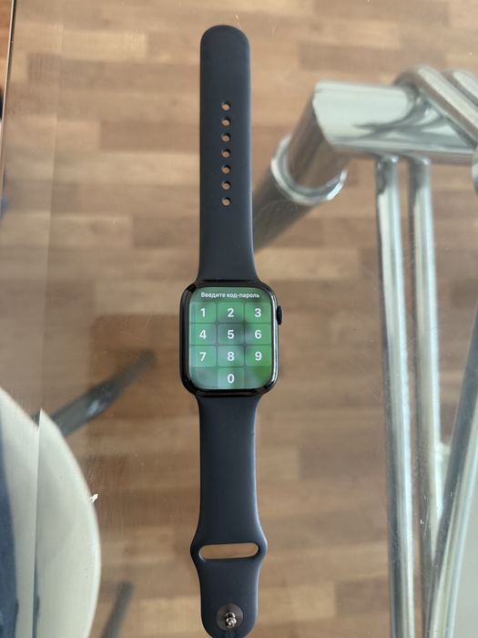 Продам iphon 13 mini и часы Apple Watch