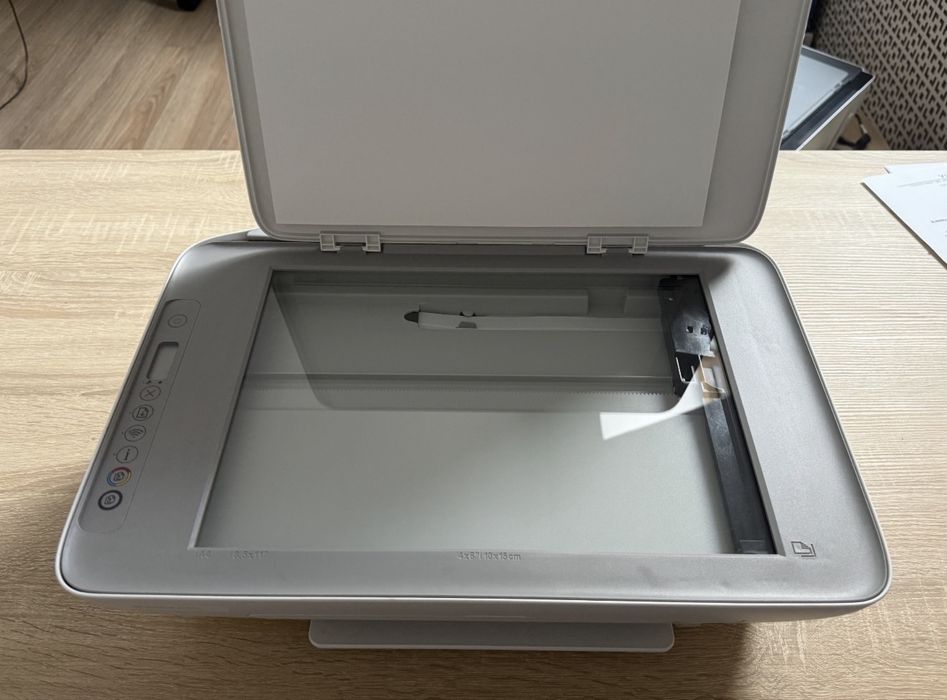 HP DeskJet 2720e