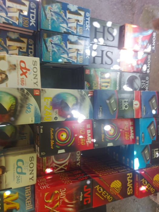 Vand casete video originale