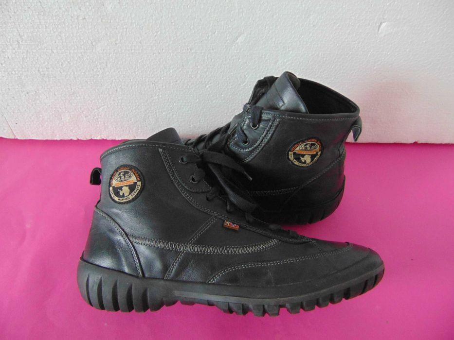 НОВИ Napapijri номер 43 Оригинални мъжки обувки