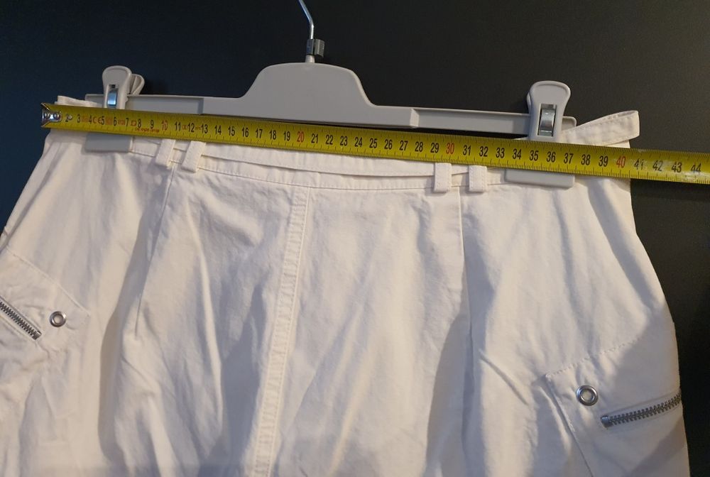 Fuste de blug, material calitativ