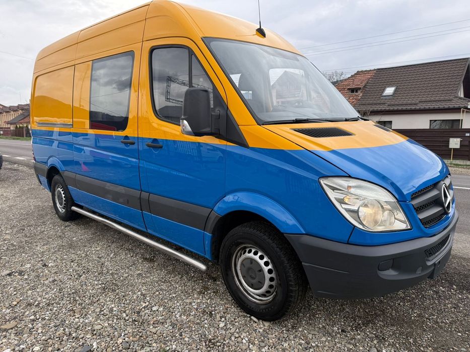 Mercedes-Benz Sprinter Mercedes sprinter mixt cu 7 locuri
