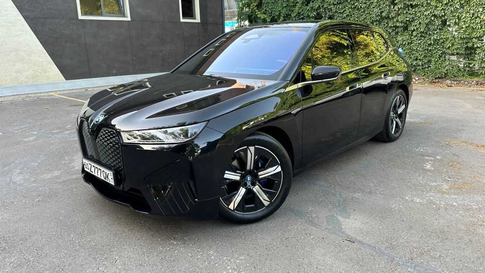 BMW iX 2022 xDrive40 Dual Motor