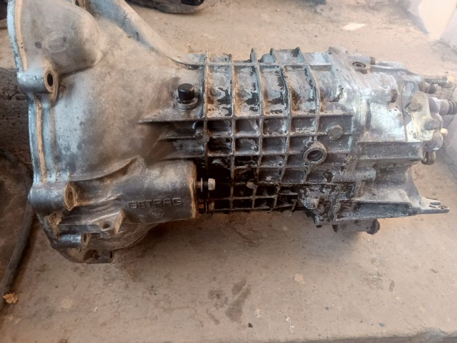 Bmw е30 КПП кардан м20