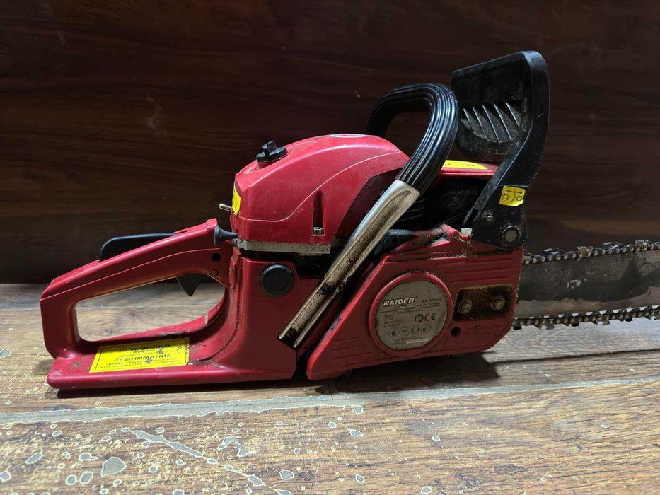 Бензинова резачка RAIDER RD-GCS15, 3 к.с., 45 см