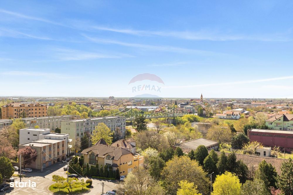 Apartament cu 3 camere de închiriat în zona Romanilor