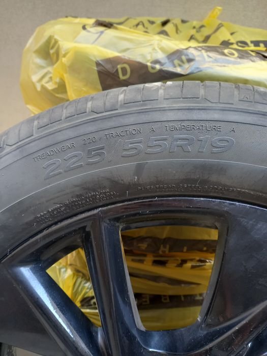 Шины на 19 новые   4 шт