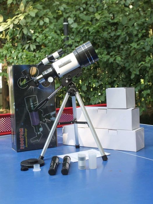 F30070 HD Astronomik Teleskop 150X kattalashtirish 70mm obyektiv