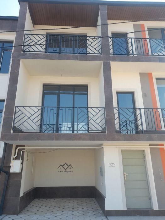 Перила, решетки, навес, заборы.