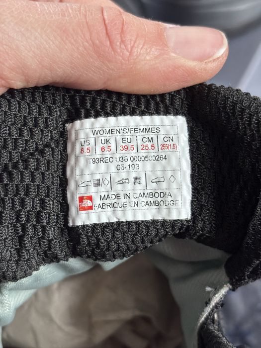 Високи обувки THE NORTH FACE GORE TEX 39,5