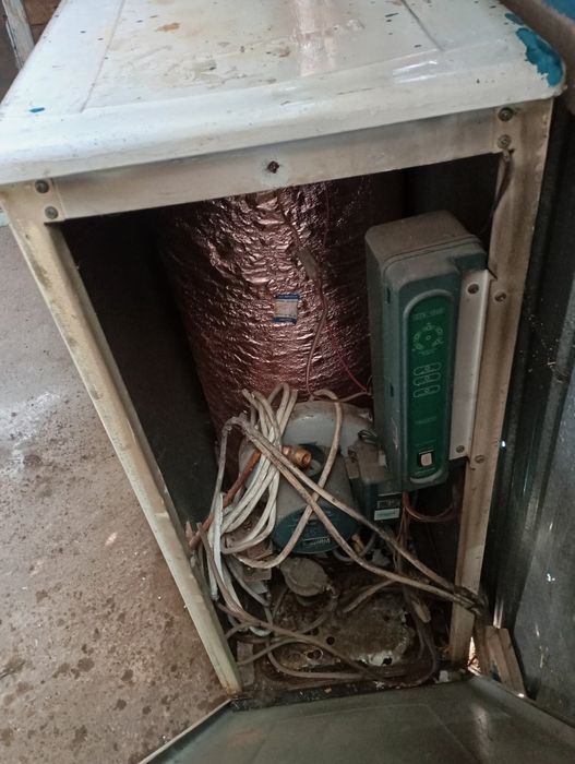 Продам дизилный печь китурами