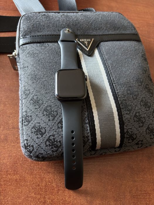 Apple watch se 5