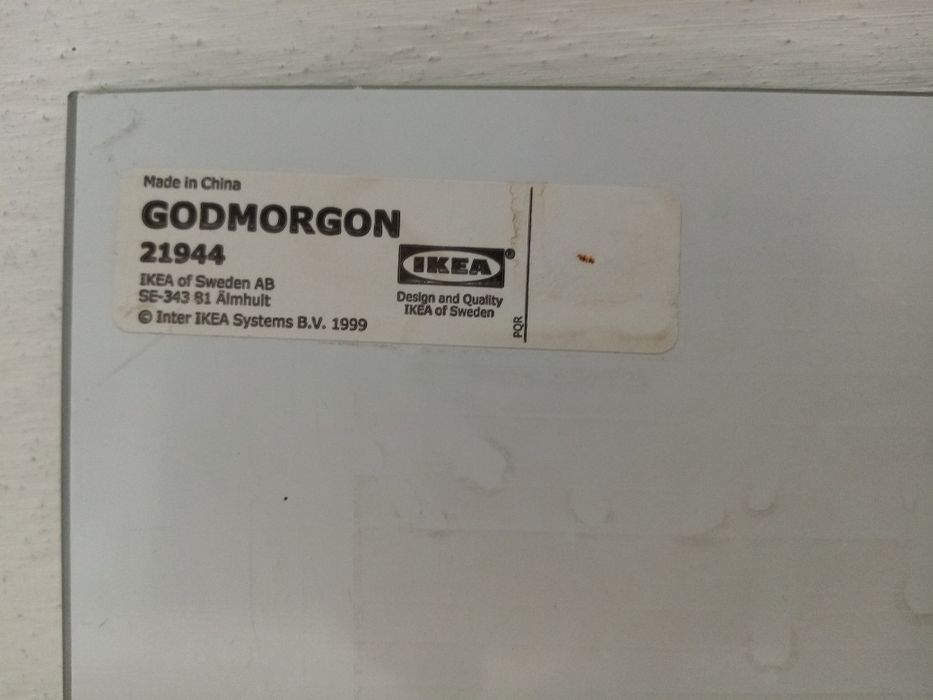 IKEA GODMORGON - Oglinda cu accesorii de montaj. Dim: 20 cm / 60 cm.