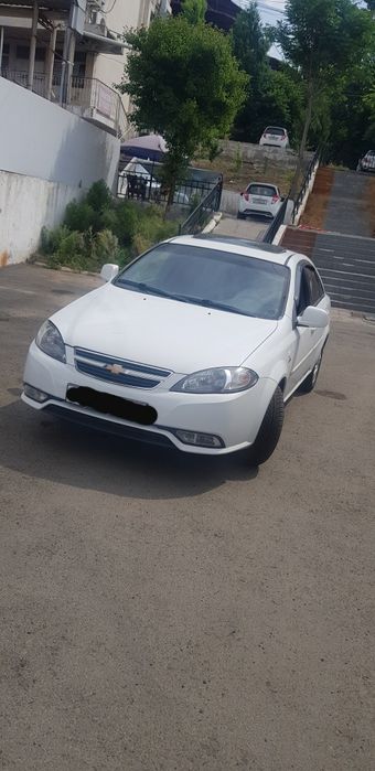 Shevralet lasseti 2013  prapan gaz