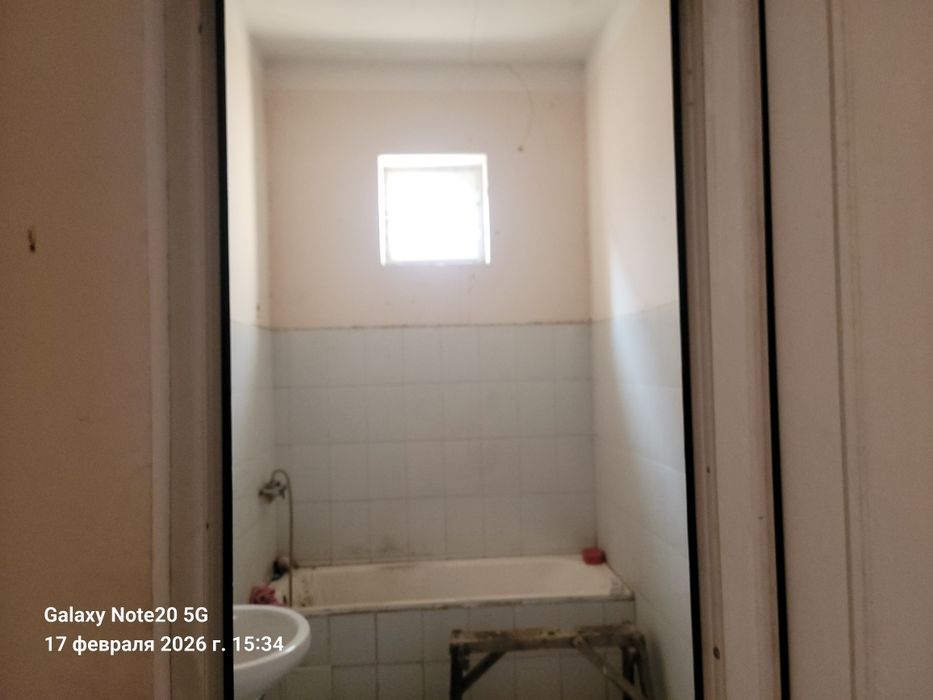 Саёхат йулни устида 5 хонали  Катеж