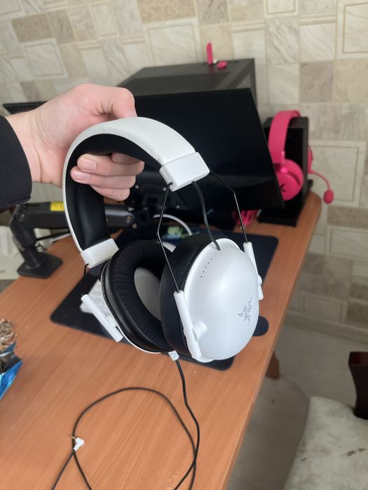 Игровые наушники Razer с микрофоном White