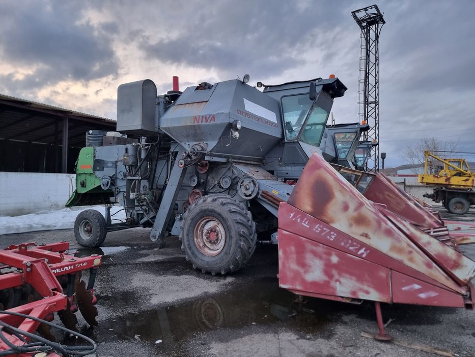 Продам комбайн нива эффект