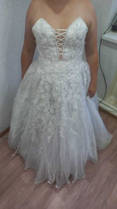 Продаю свадебное платье