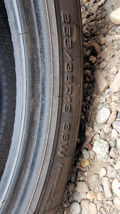 Anvelope 255/35R19 marca Goodyear, DOT 2024,7 mm,M+S