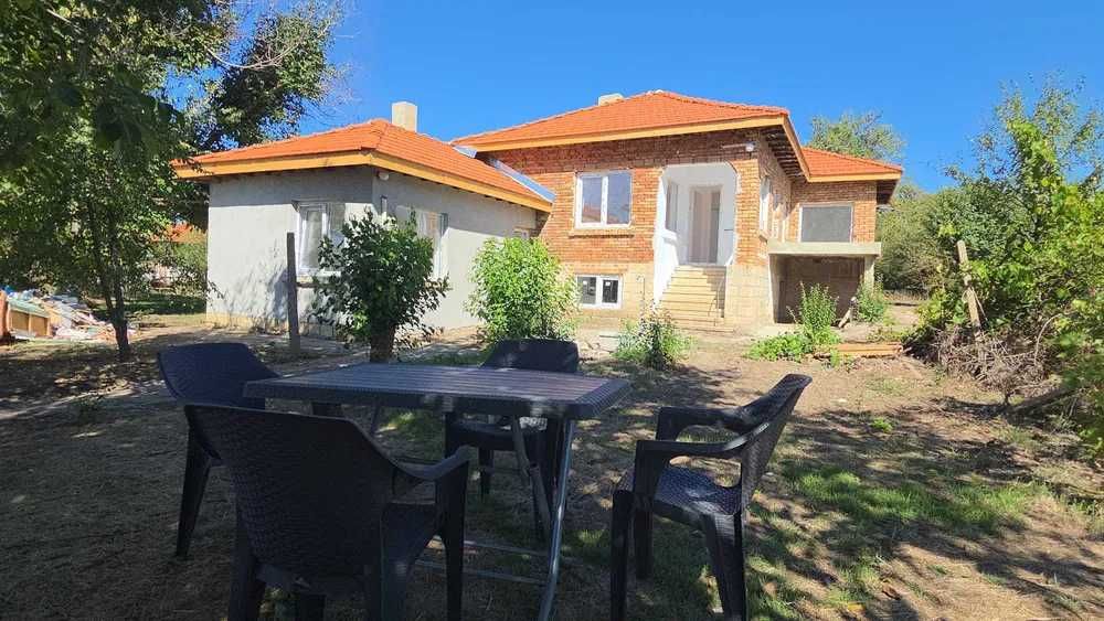 Продава се Къща в с. Червенци, Област Варна - 120 кв.м за 319 €/кв.м - Снимка #14