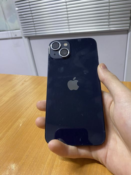 Срочно Продам айфон 13
