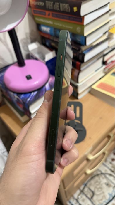 Продам iPhone 13 зеленый 128 Гб