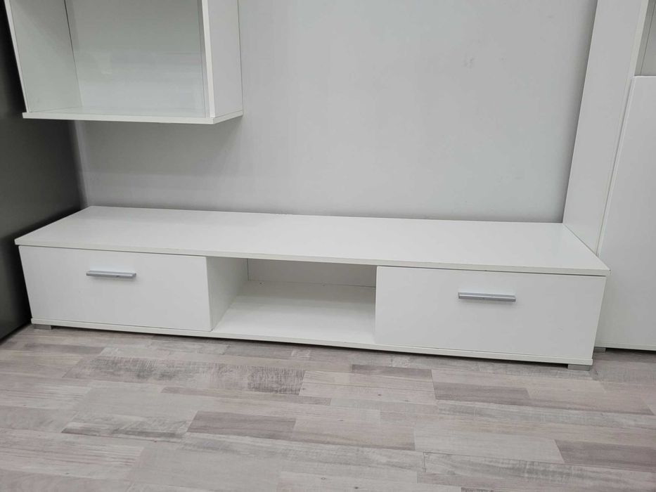 комплект за телевизор