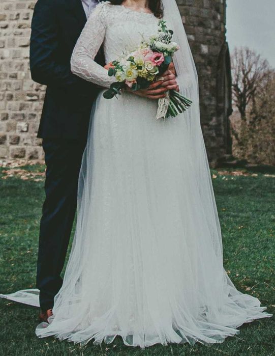 Rochie mireasă, modestă