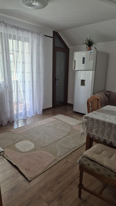 Apartament de inchiriat