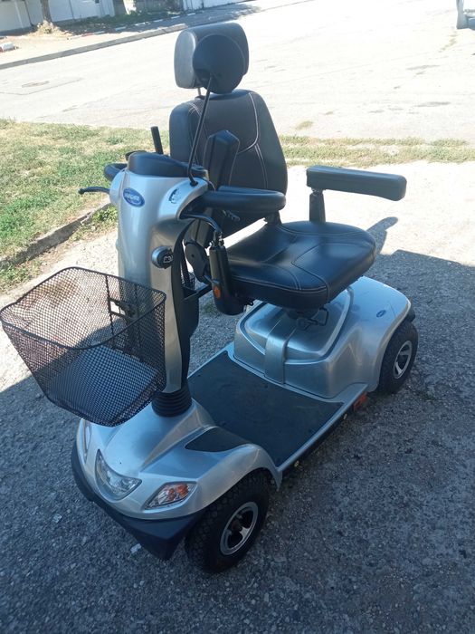 scuter electric pentru persoane cu dizabilități
