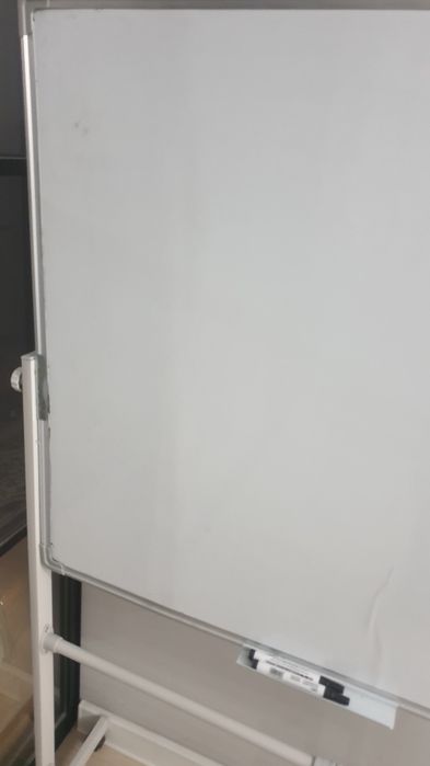 Маркерная доска 99,5 см на 79,5 см