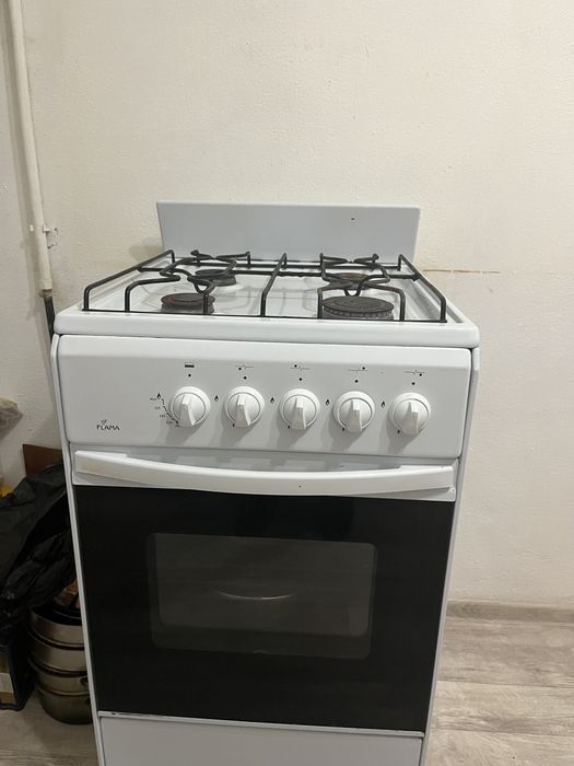 Продам газ плиту
