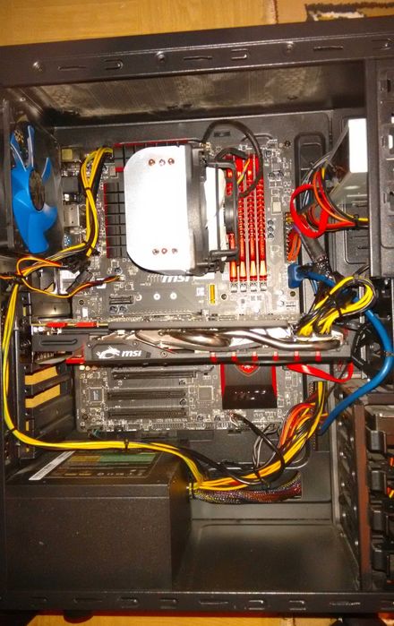 Sistem intel i5+ Monitor Asus 22 inch