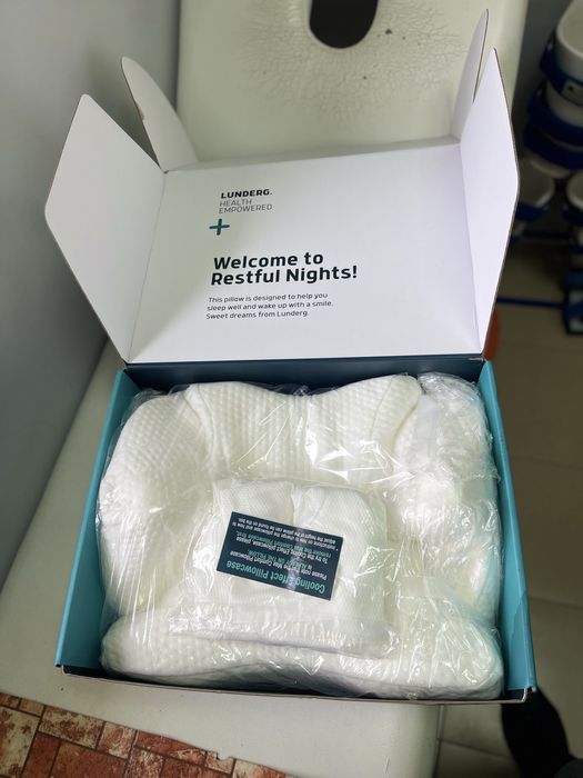 Чисто нова ортопедична възглавница Lunderg подходяща за хора със апнея