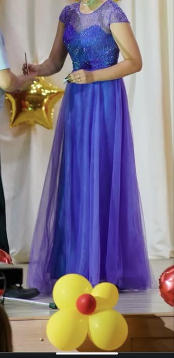 Вечернее платье.