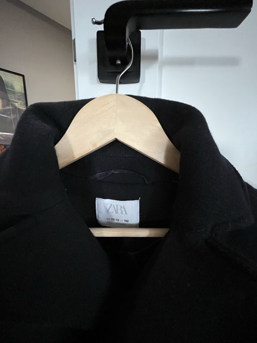 Вълнено тъмно синьо палто Zara