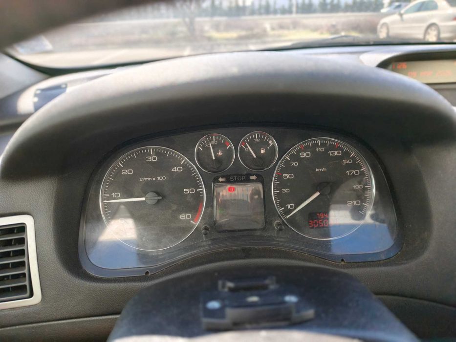 ПРОДАВАМ Peugeot 307