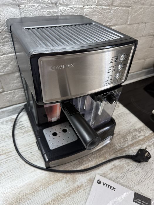 Продам кофемашину VITEK