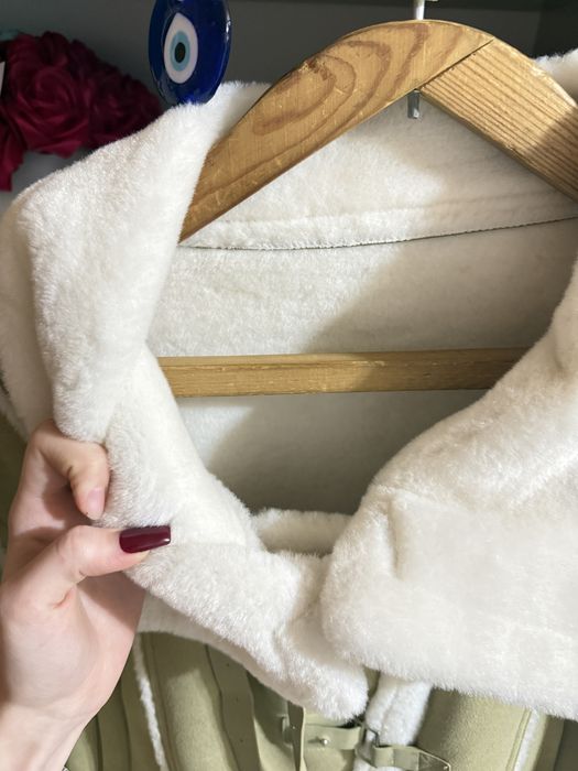 Дубленка (зима) бело-фисташковая